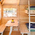 Сasa de vacaciones Treehouse 2 By Interhome *